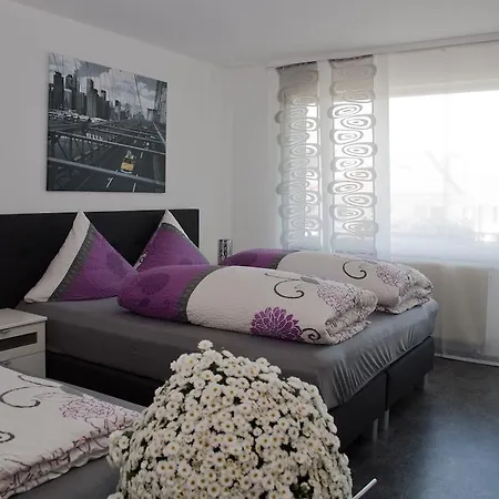 Apartmanhotel Gastehaus Zur Offenen Tur Rheinhausen