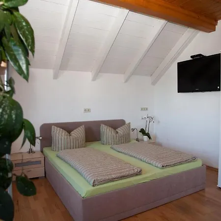 Gastehaus Zur Offenen Tur 3*
