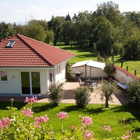 Aparthotel Gastehaus Zur Offenen Tur 3*