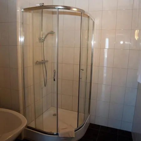 Gastehaus Zur Offenen Tur 3*